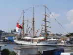 kri-dewaruci.jpg