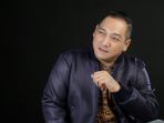 krisna-murti-luncurkan-single-alun-alun_20180627_111558.jpg