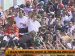 kritik-pujian-kinerja-jokowi-jk-selama-2-tahun_20161019_112129.jpg