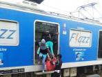 krl-commuter-line_20141208_20141208_085606.jpg