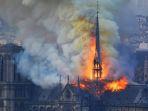 kronologi-lengkap-kebakaran-gereja-katedral-notre-dame-paris-seluruh-dunia-berduka.jpg