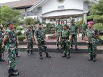 ksal-laksamana-tni-yudo-margono-tinjau-tempat-seleksi-terpusat-calon-taruna.jpg