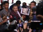 kuasa-hukum-brigadir-j-berikan-bukti-baru_20220720_210038.jpg