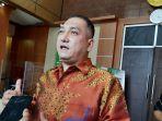 kuasa-hukum-djoko-tjandra-krisna-murti-ditemui-saat-jeda-sidang.jpg