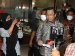 kuasa-hukum-putri-candrawathi-datangi-bareskrim-polri_20220826_142043.jpg