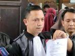 kuasa-hukum-richard-eliezer-pudihang-lumiu-atau-bharada-eliezer-ronny-talapessy-ditemui.jpg