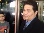 kuasa-hukum-roy-suryo-tigor-simatupang_20180917_122423.jpg