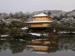 kuil-anjungan-emas-atau-kinkakuji-di-jepang.jpg