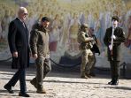 kunjungan-dadakan-joe-biden-ke-ukraina_20230221_091345.jpg