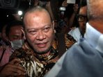 la-nyalla-tiba-di-kejagung_20160603_143624.jpg