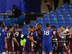 laga-chelsea-vs-leicester-city-nyaris-terjadi-baku-hantam.jpg