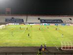 laga-persela-lamongan-menghadapi-arema-fc.jpg