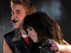 lagu-beautiful-kolaborasi-carly-rae-jepsen-dengan-justin-bieber.jpg