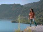 lagu-berbeza-kasta-thomas-arya.jpg
