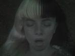 lagu-death-dinyanyikan-oleh-melanie-martinez-berikut-lirik-dan-terjemahannya.jpg
