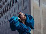 lagu-my-love-mine-all-mine-yang-dinyanyikan-oleh-mitski.jpg
