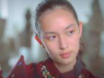 lagu-pantang-mundur-dinyanyikan-oleh-shanna-shannon-berikut-liriknya.jpg