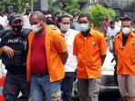 lakukan-penyerangan-john-kei-dan-anak-buahnya-kembali-ditahan-aparat_20200622_224417.jpg