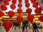 lampu-lampion-imlek-maha-vihara-maitreya-medan_20170127_154637.jpg