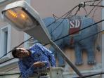 lampu-penerangan-jalan-umum_20141101_193406.jpg