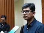 laode-m-syarif-didoorstop-there.jpg