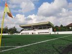 lapangan-sepak-bola-klender-salah-satu-lapangan-bola-yang-direvitalisasi-menjadi-rumput-sintesis.jpg