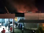lapas-kelas-iia-jambi-terbakar_20170302_072242.jpg