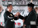 laskar-naga-bonar-dukung-deddy-mizwar-maju-pilgub-jabar-2018_20170724_205012.jpg