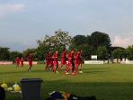 latihan-para-pemain-persija_20180403_070830.jpg