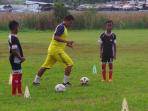 latihan-pemain-persija-barat_20160526_140738.jpg