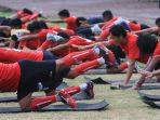 latihan-perdana-sriwijaya-fc-di-stadion-bumi-sriwijaya_20200903_150454.jpg