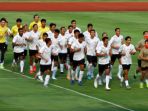latihan-perdana-timnas-senior-indonesia-di-masa-pandemi-covid-19_20200807_211819.jpg