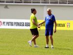 latihan-persib-bandung-jelang-lawan-mitra-kukar_20180809_154539.jpg