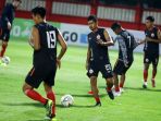 latihan-persija-jelang-lawan-bhayangkara-fc_20191203_184340.jpg