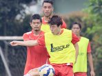 latihan-persija-jelang-tsc_20160427_000531.jpg