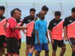 latihan-ps-timah-babel-sebelum-ke-langsa_20170505_100910.jpg