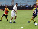Nil Maizar Pasang Target Raih Tiga Poin di Laga Lawan Persela Lamongan