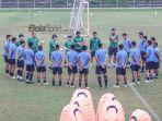 latihan-skuad-timnas-indonesia-di-lapangan-samudra.jpg