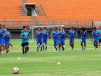 latihan-tim-persib-jelang-melawan-pbfc_20160507_182859.jpg