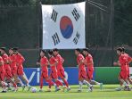 latihan-timnas-peserta-piala-dunia-2022_20221117_171319.jpg