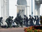 latihan-wanteror-tni-polri-di-bank-indonesia_20160223_191531.jpg