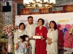 launching-buku-karya-cynthia-lamusu.jpg