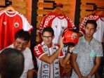 launching-toko-original-persija-jakarta_20170912_151623.jpg