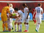 laura-bassett-cry_20150702_133045.jpg