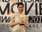 laura-basuki-pemeran-pendukung-wanita-terbaik-versi-ima-2015_20150519_140454.jpg