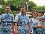 lebaran-susilo-bambang-yudhoyono-sby-bersama-anak-menantu-dan-cucunya.jpg