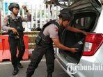 ledakan-bom-bunuh-diri-polrestabes-medan-polda-jatim-siagakan-petugas-bersenjata-tambah-personel.jpg