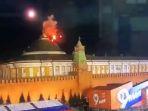 ledakan-di-gedung-kremlin-moskow-rusia-pada-rabu-352023-76yt.jpg
