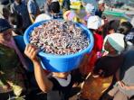 lelang-ikan-tanjung-luar_20141205_193430.jpg