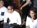 lembu-dan-masayu-sidang-perceraian-perdana_20150922_134210.jpg